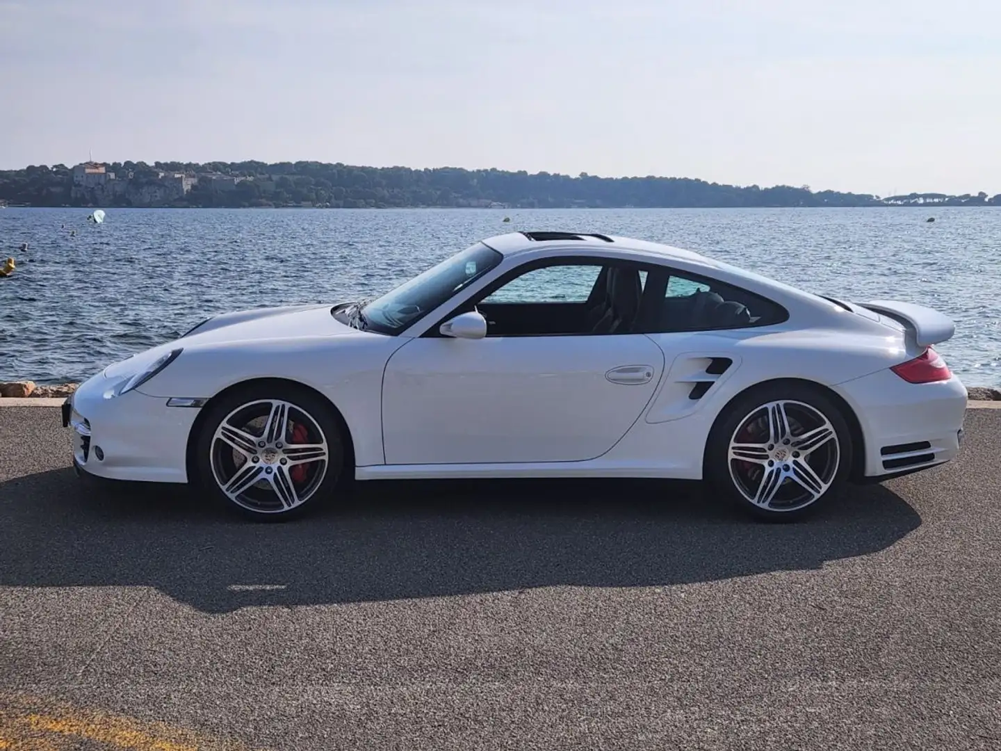 Porsche 997 (997) (1) 3.6L 480CH TURBO Weiß - 2