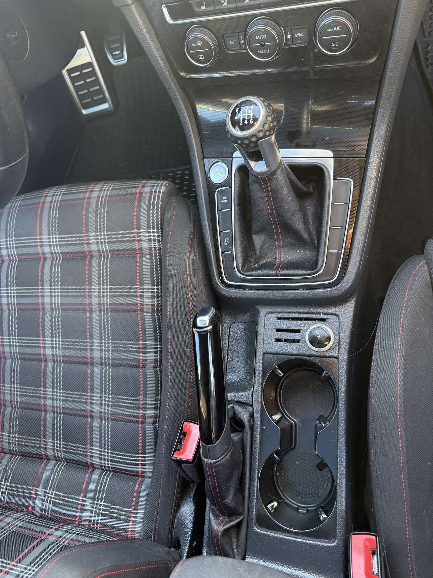 2016 Volkswagen Golf GTI 3dr HB Man Autobahn thumb 8