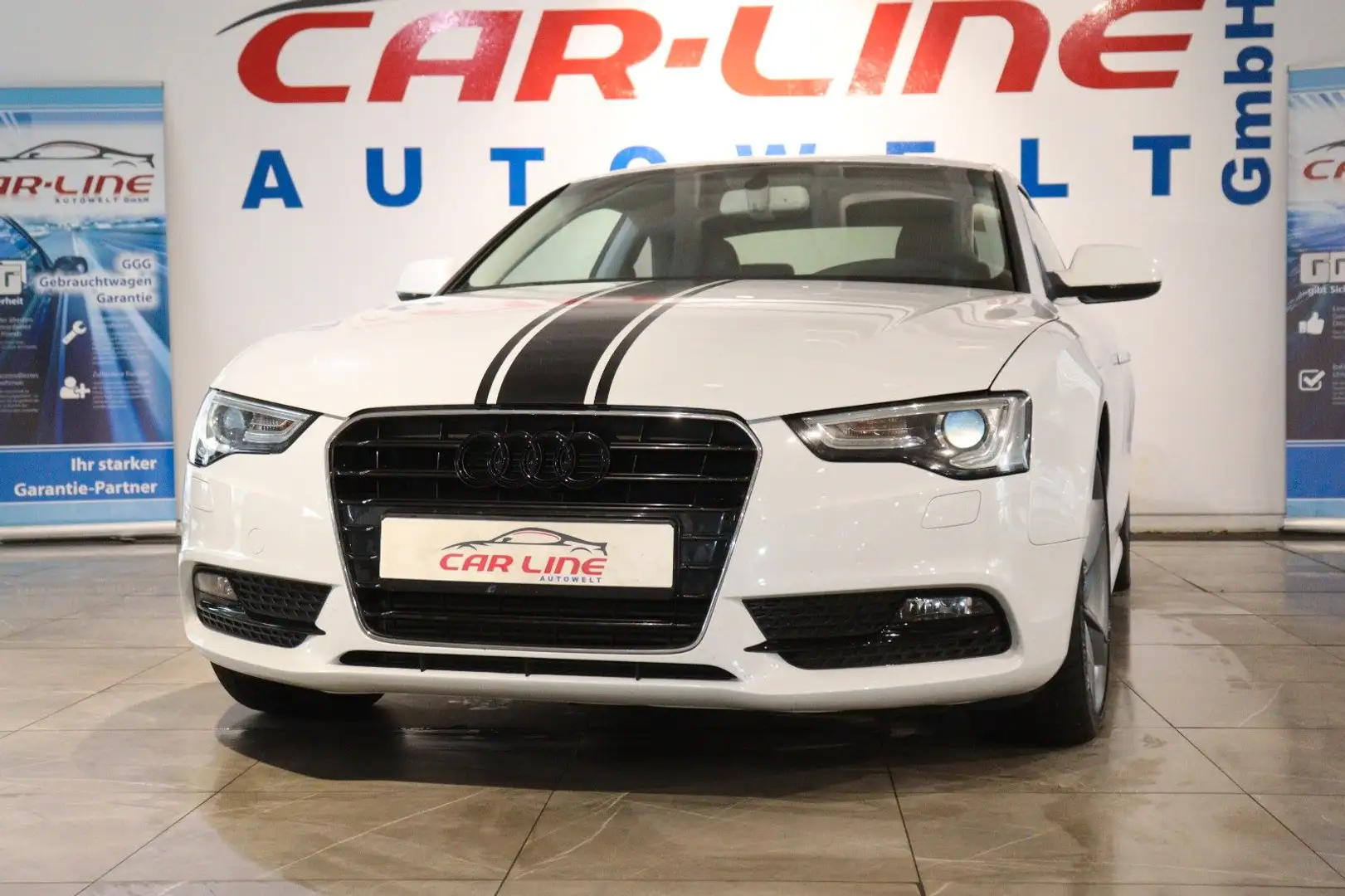 Audi A5 2.0 TFSI quattro S-line *Automatik*Panorama* Weiß - 1