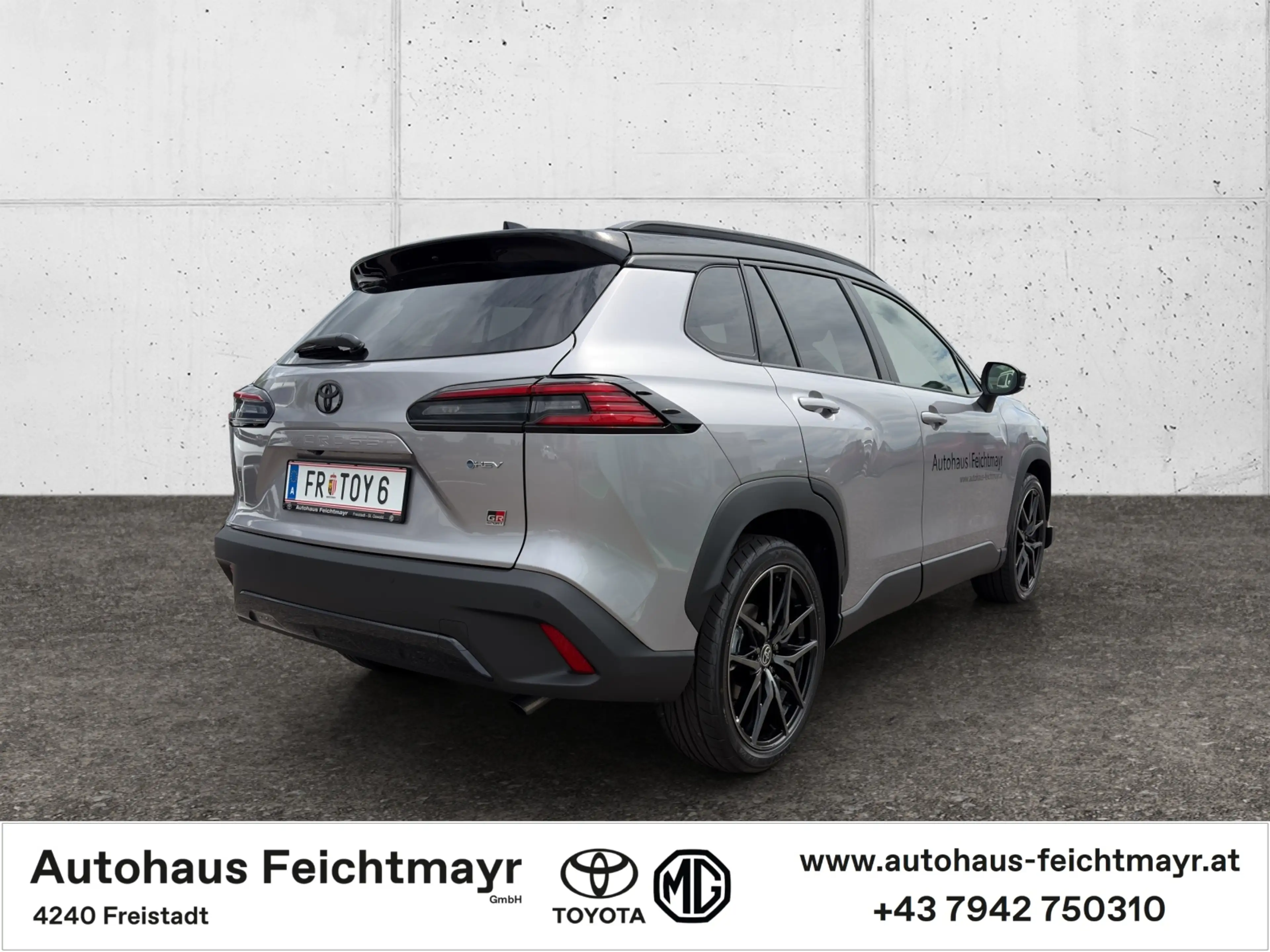 Toyota Corolla Cross 2,0 HYBRID AWD GR-S 5t. — photo 8