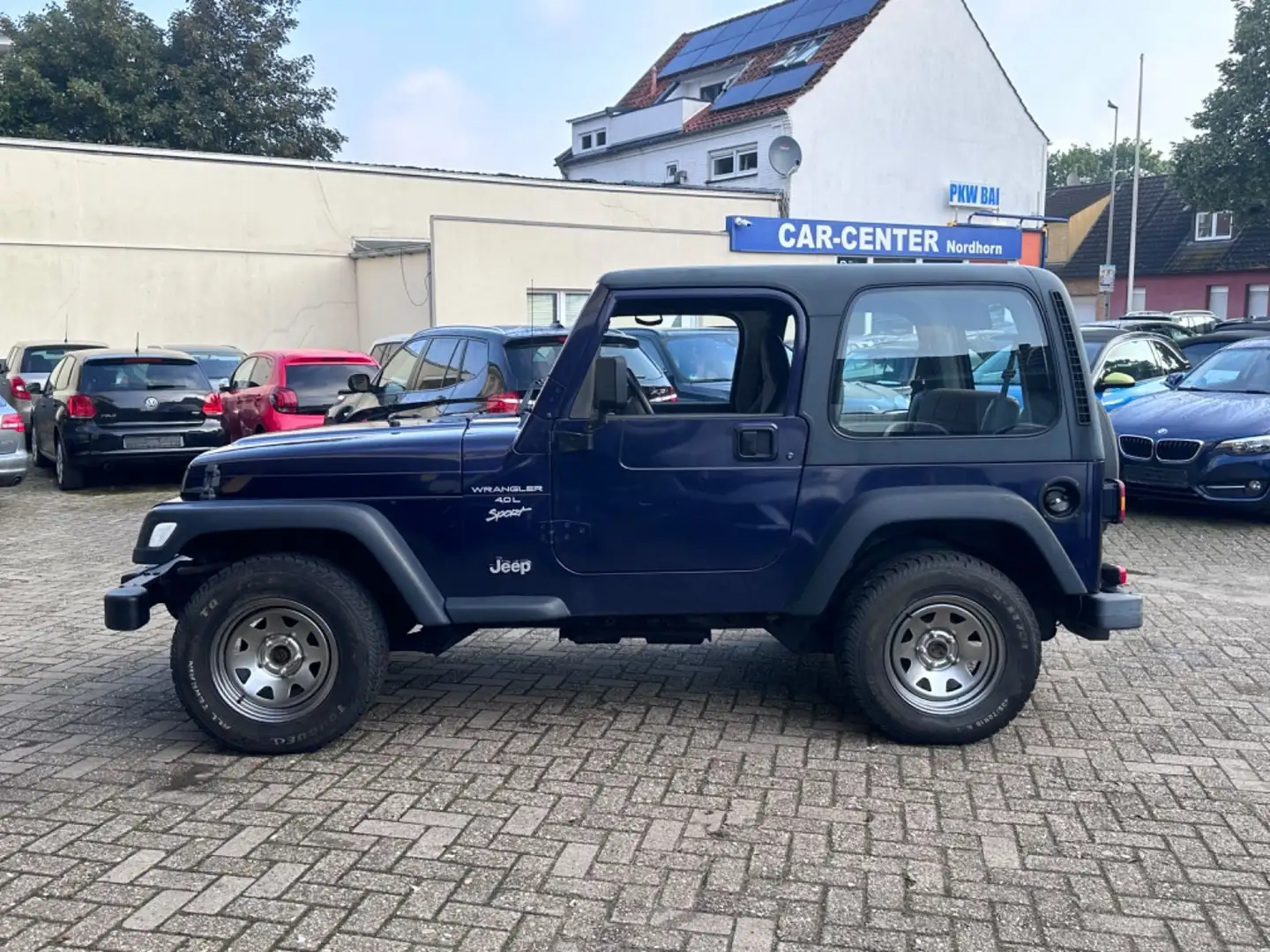 Jeep Wrangler 4.0 Sport 4x4**** Blau - 2