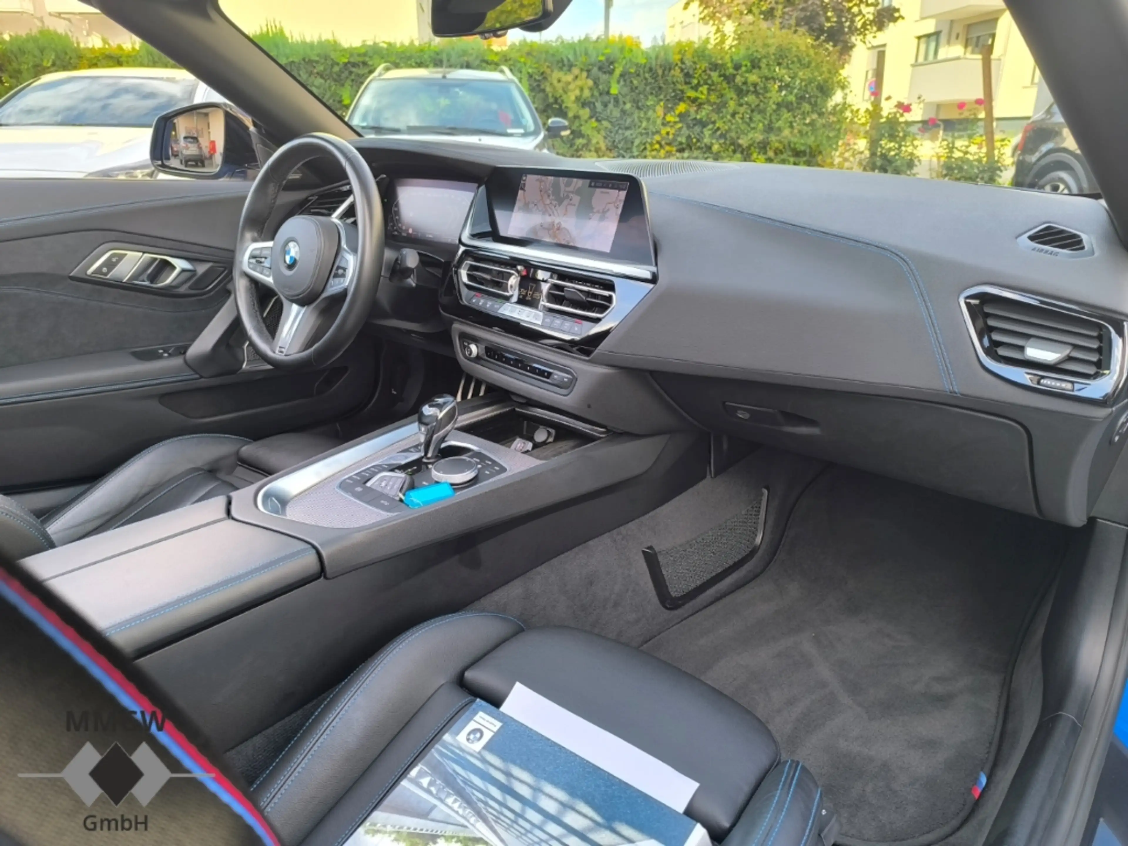 BMW Z4 M40i Roadster Park-Assistent Sportpaket/HUD/Navi/L — photo 11