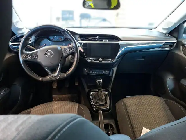 Opel Corsa view 3