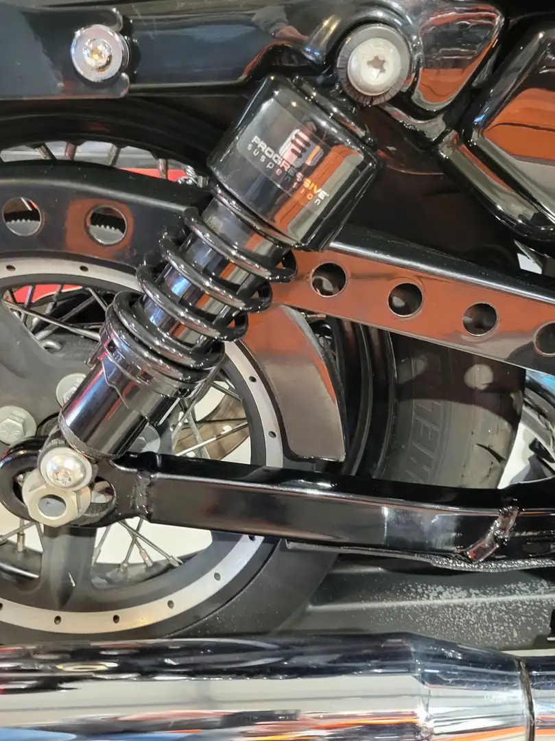 Harley-Davidson Sportster 1200 Noir - 2