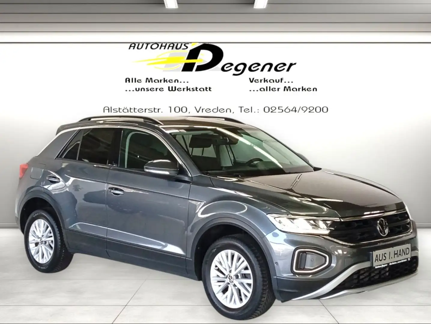 Volkswagen T-Roc / LED / Dig. Cockpit / Navi / Allwetter Gris - 1
