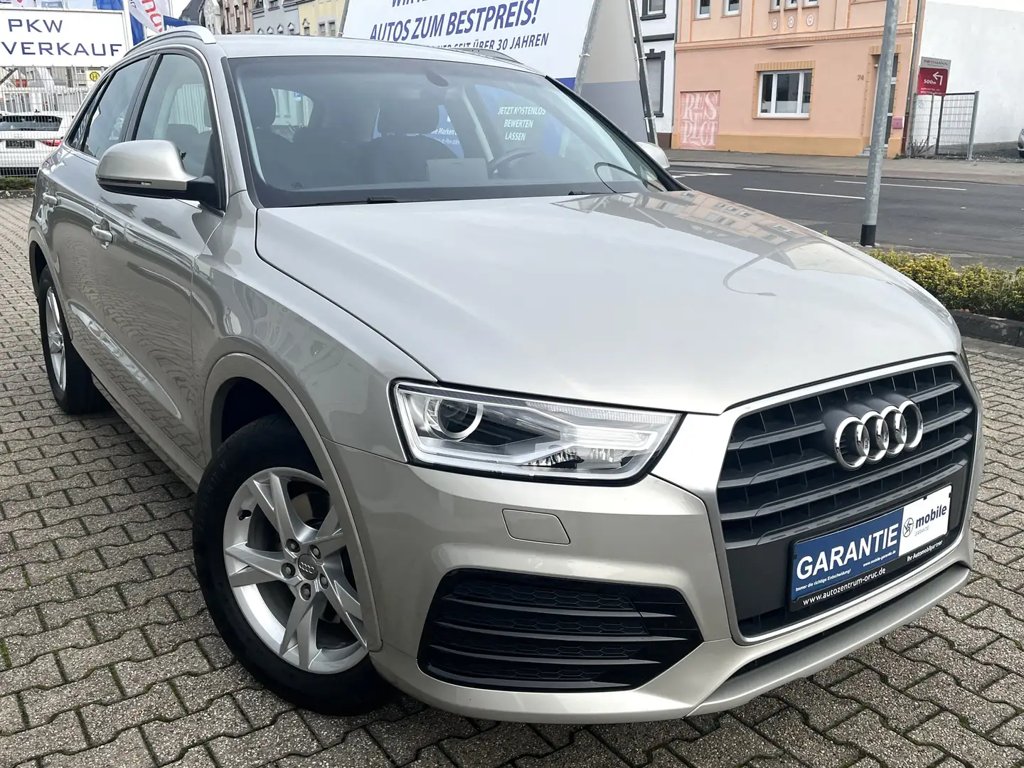 Audi Q3 1.4 TFSi sport *Xenon*Navi*Klima*AHK* Argent - 2