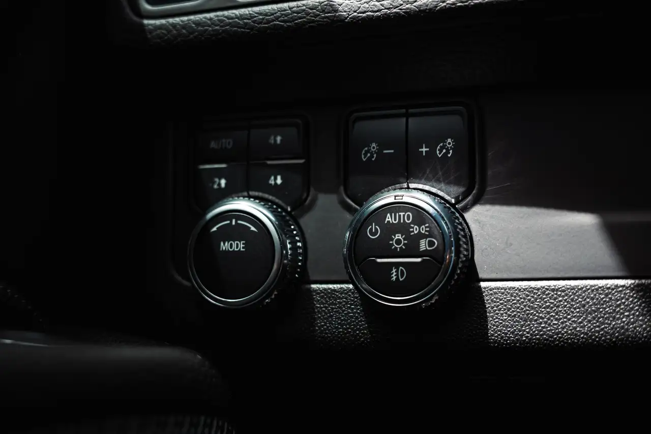 GMC Yukon снимка GMC Yukon