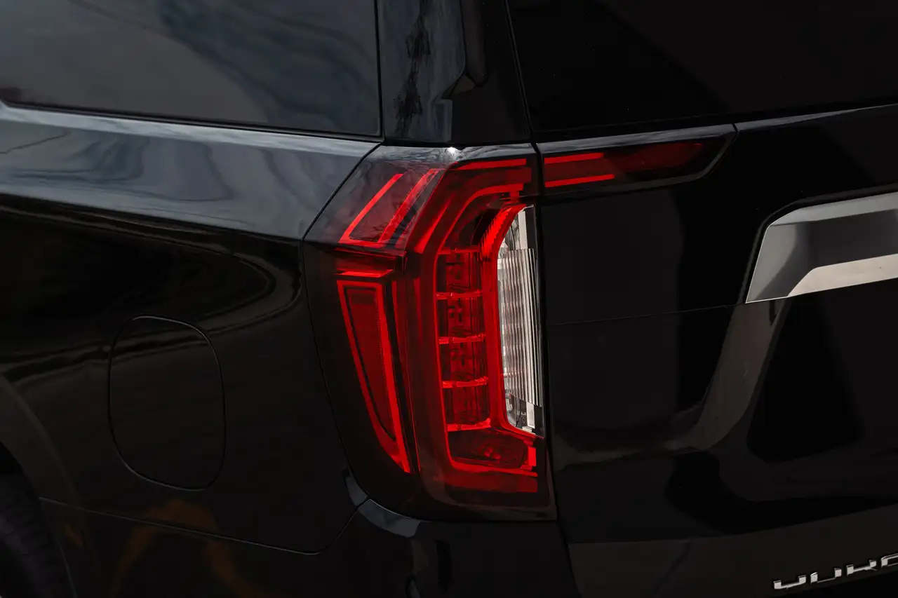 GMC Yukon снимка GMC Yukon