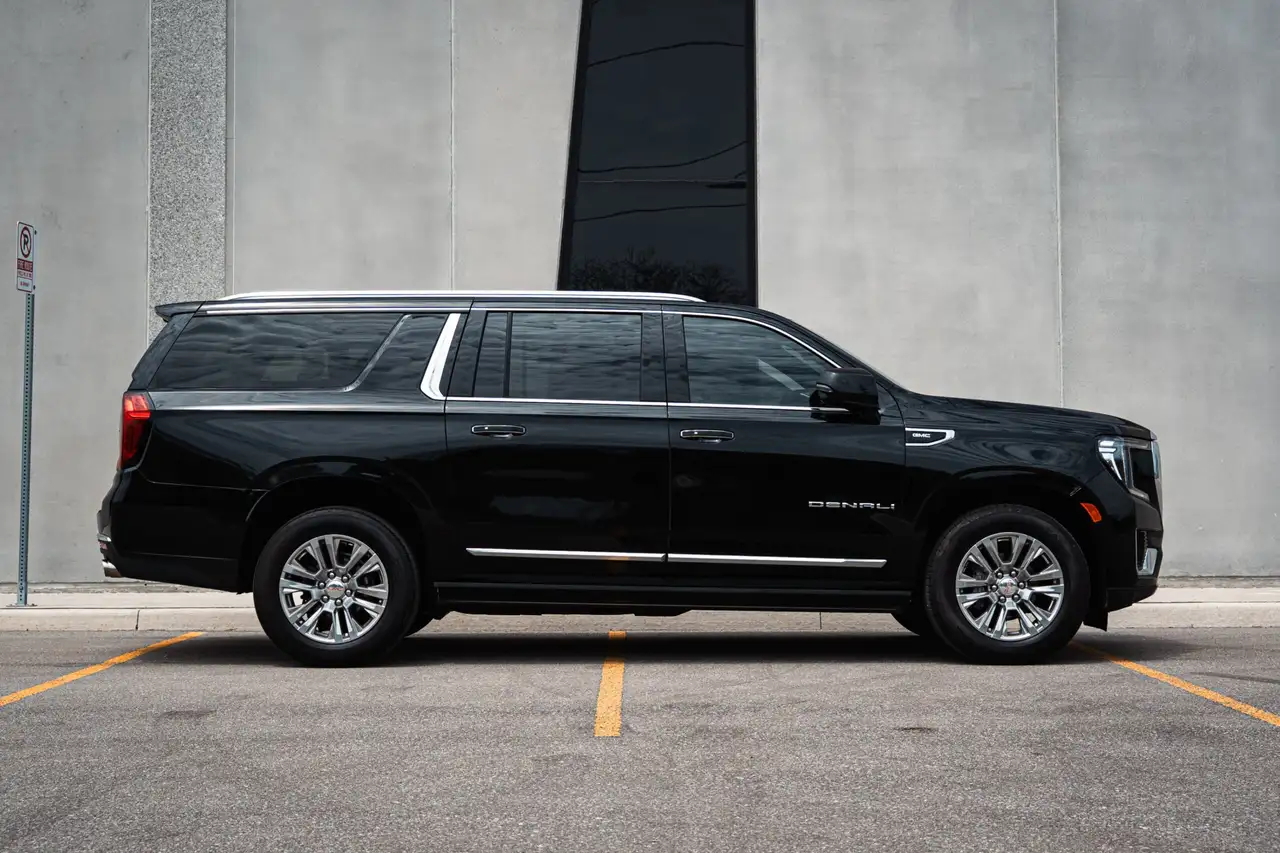 GMC Yukon снимка GMC Yukon