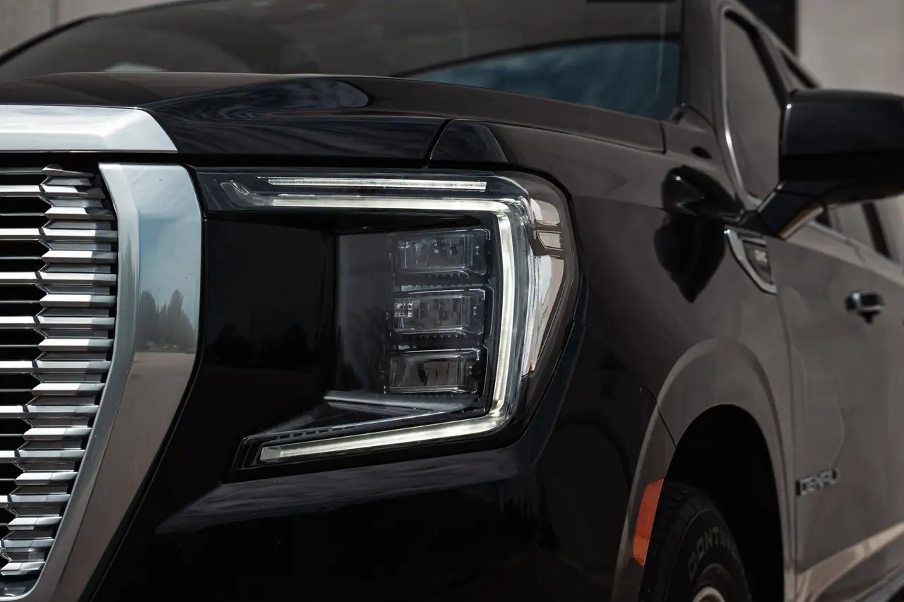 GMC Yukon снимка GMC Yukon