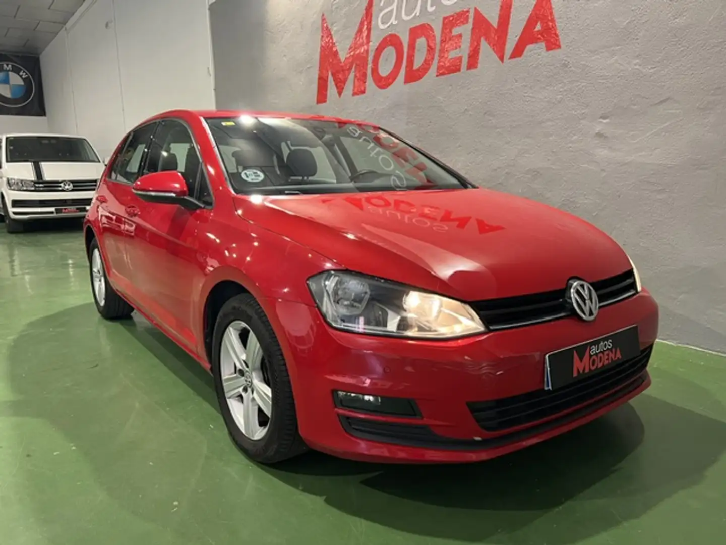 Volkswagen Golf 2.0TDI CR BMT Sport DSG 150 Rojo - 1