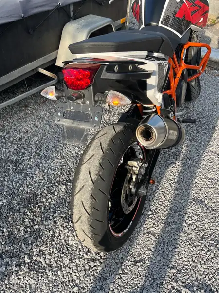 KTM 690 Duke - foto 3