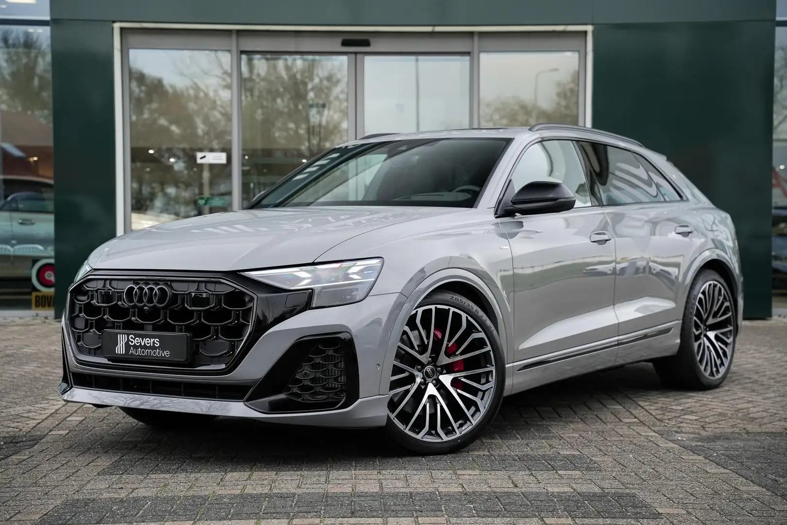 Audi Q8 60 TFSI e quattro S-Line | Nardo Grey Metallic | P Grijs - 2