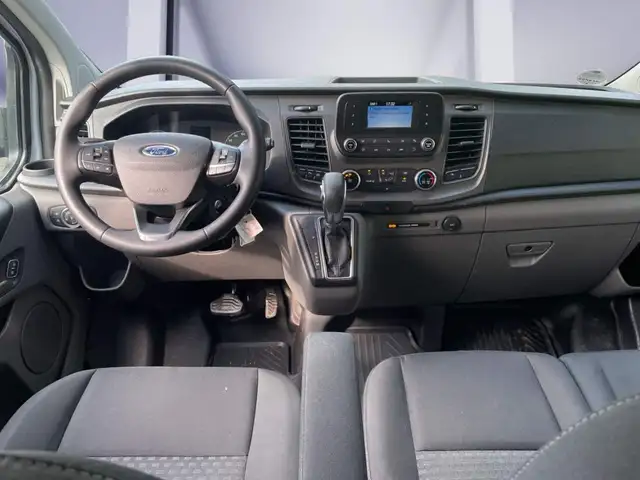 Ford Transit Custom view 10