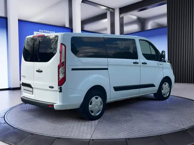 Ford Transit Custom view 5