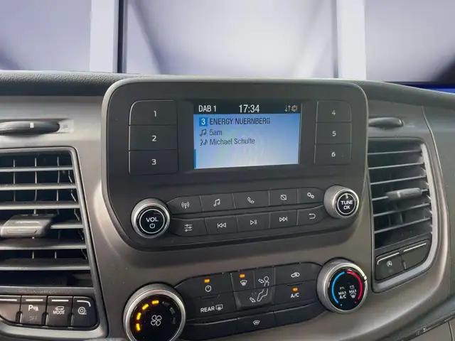 Ford Transit Custom view 14