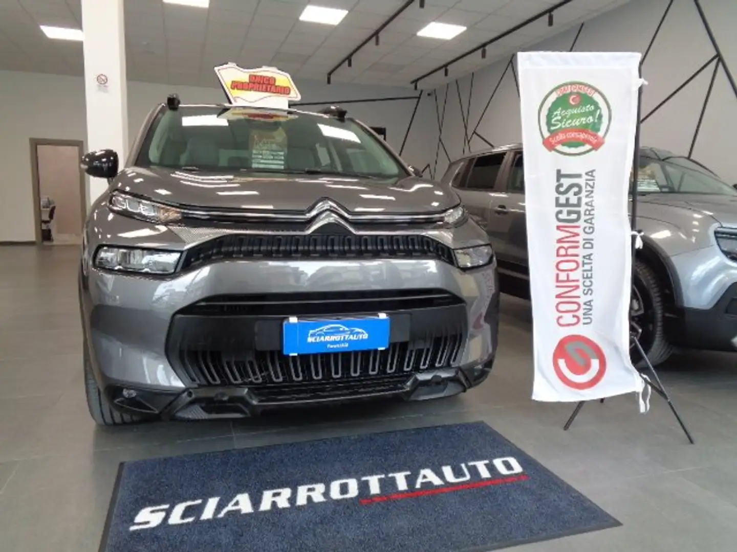 Citroen C3 Aircross C3 Aircross I 2021 1.5 bluehdi Shine Pack s Grigio - 2