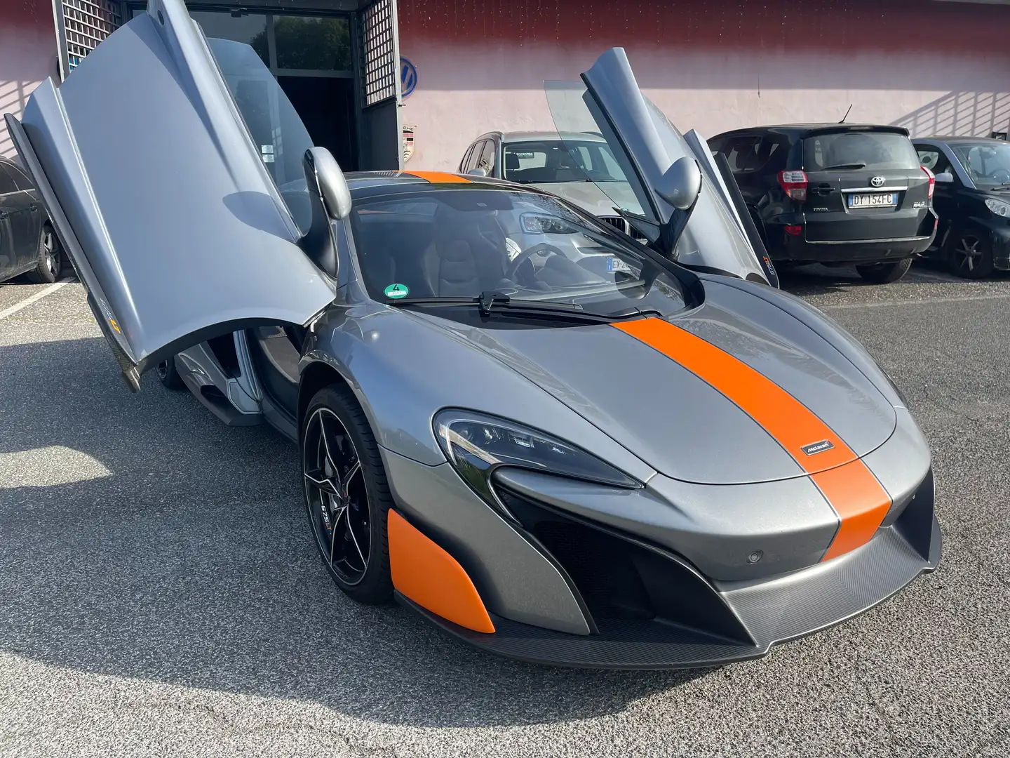 McLaren 675LT Spider V8 674cv Tagliandi McLaren Limited Edition Gris - 1