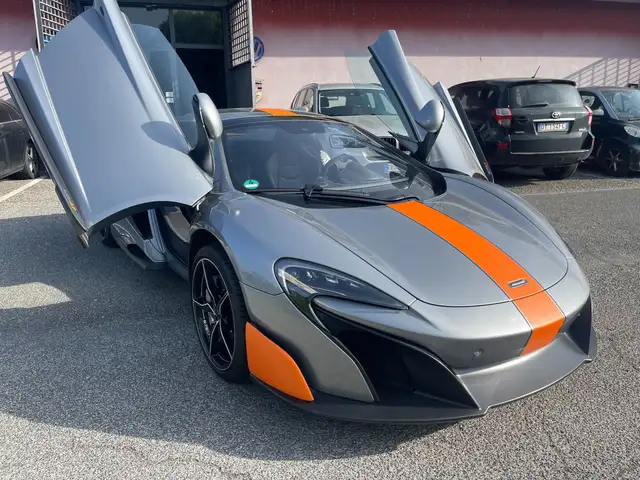 McLaren 675LT Spider V8 674cv Tagliandi McLaren Limited Edition