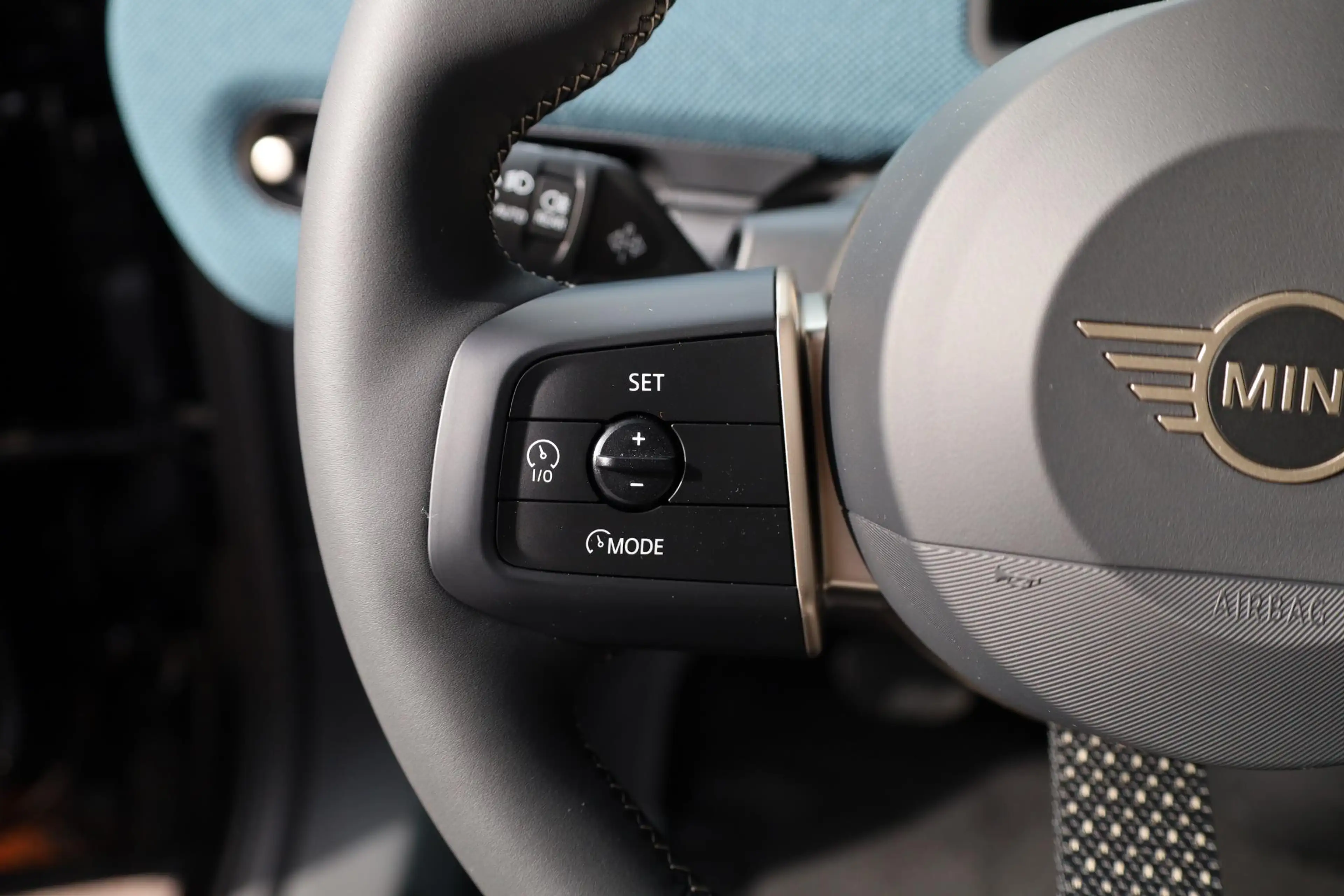 MINI Aceman SE Favoured Trim | Pakket M — photo 10
