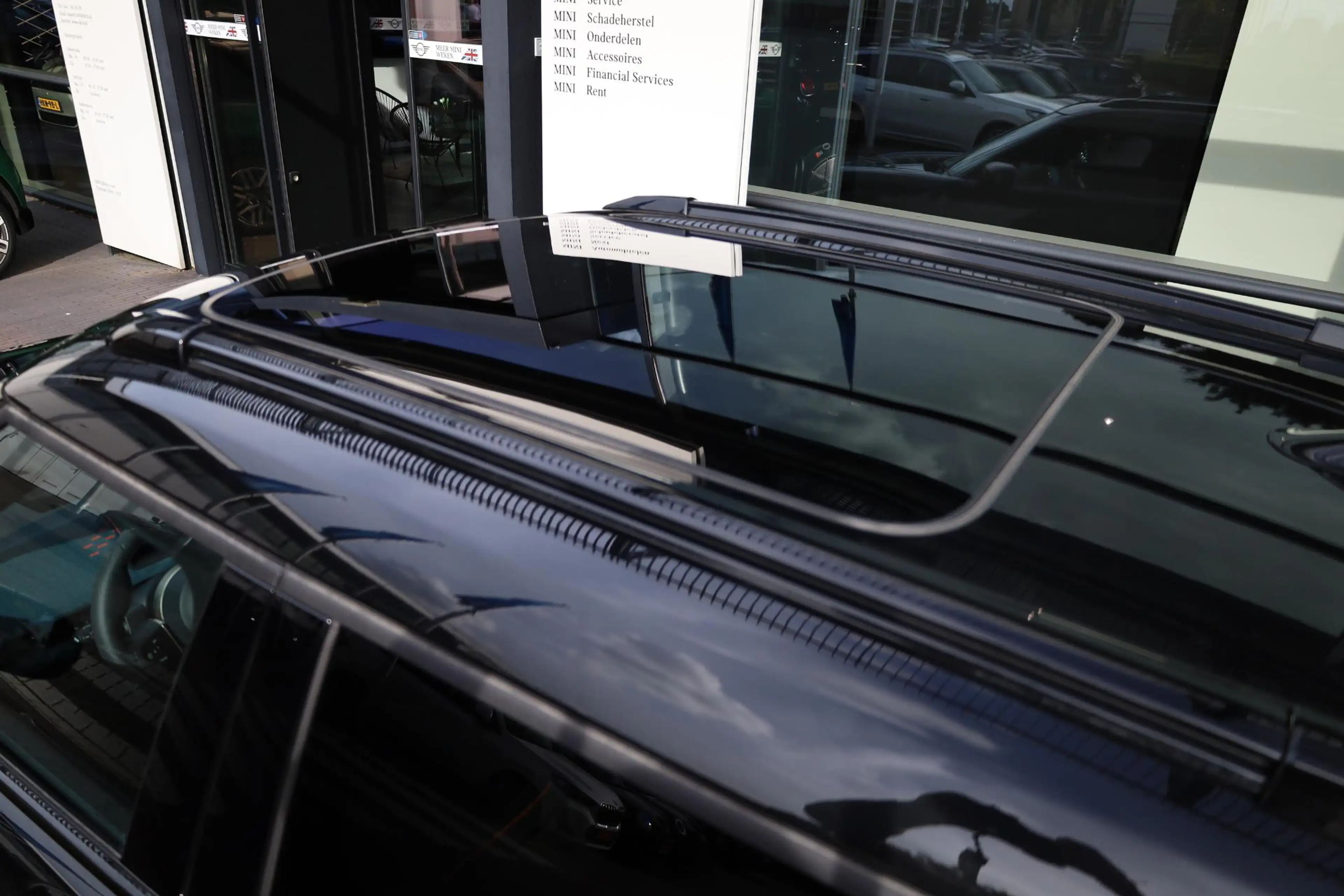 MINI Aceman SE Favoured Trim | Pakket M — photo 9