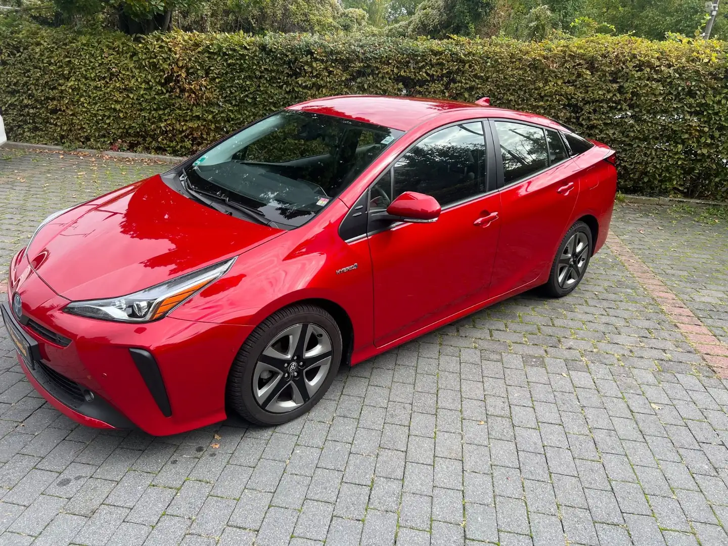 Toyota Prius Executive~Nur 5.700KM Rot - 2