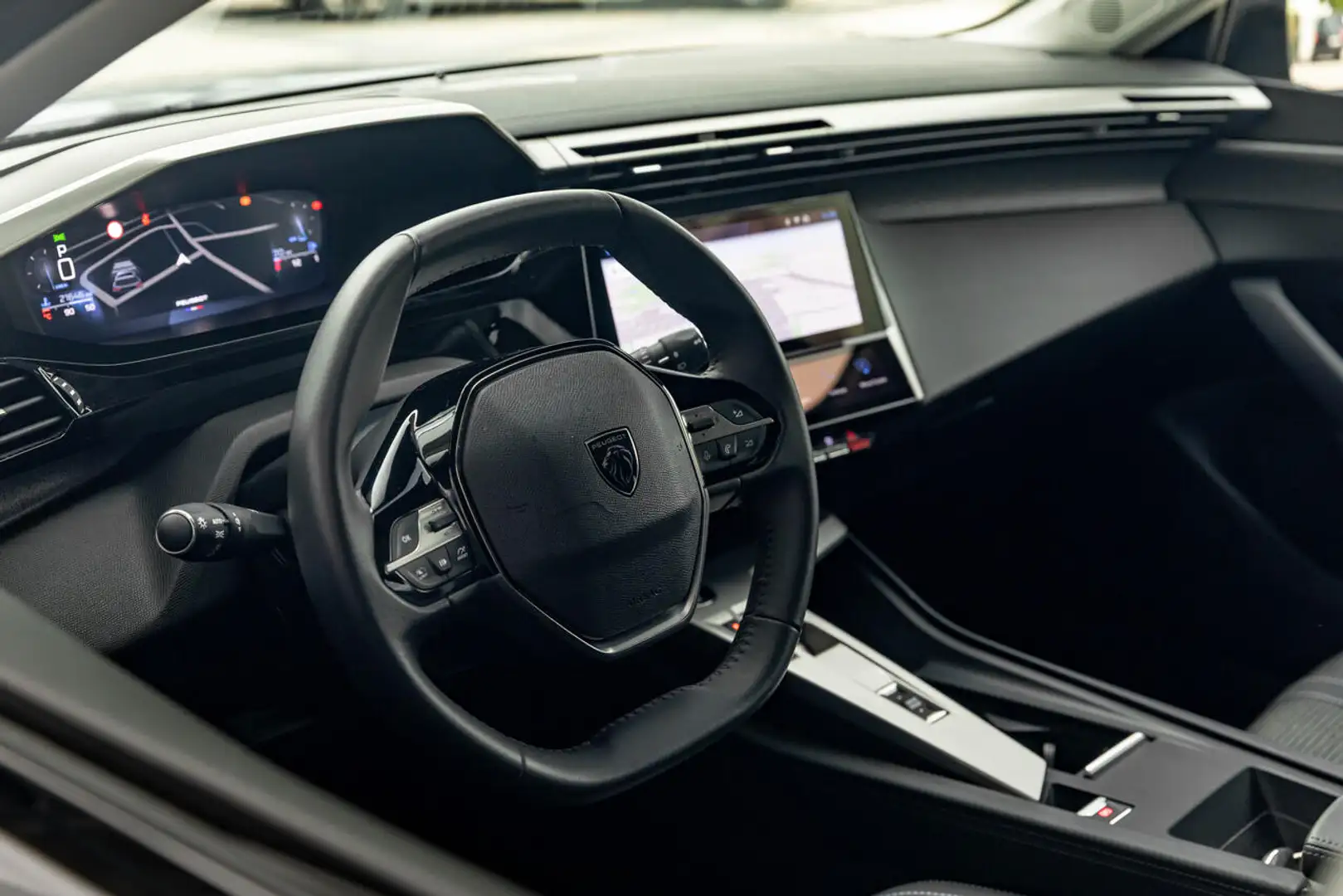 Peugeot 308 130PK AT | Camera | Navi | Adapt. Cruise Contr.... Groen - 1