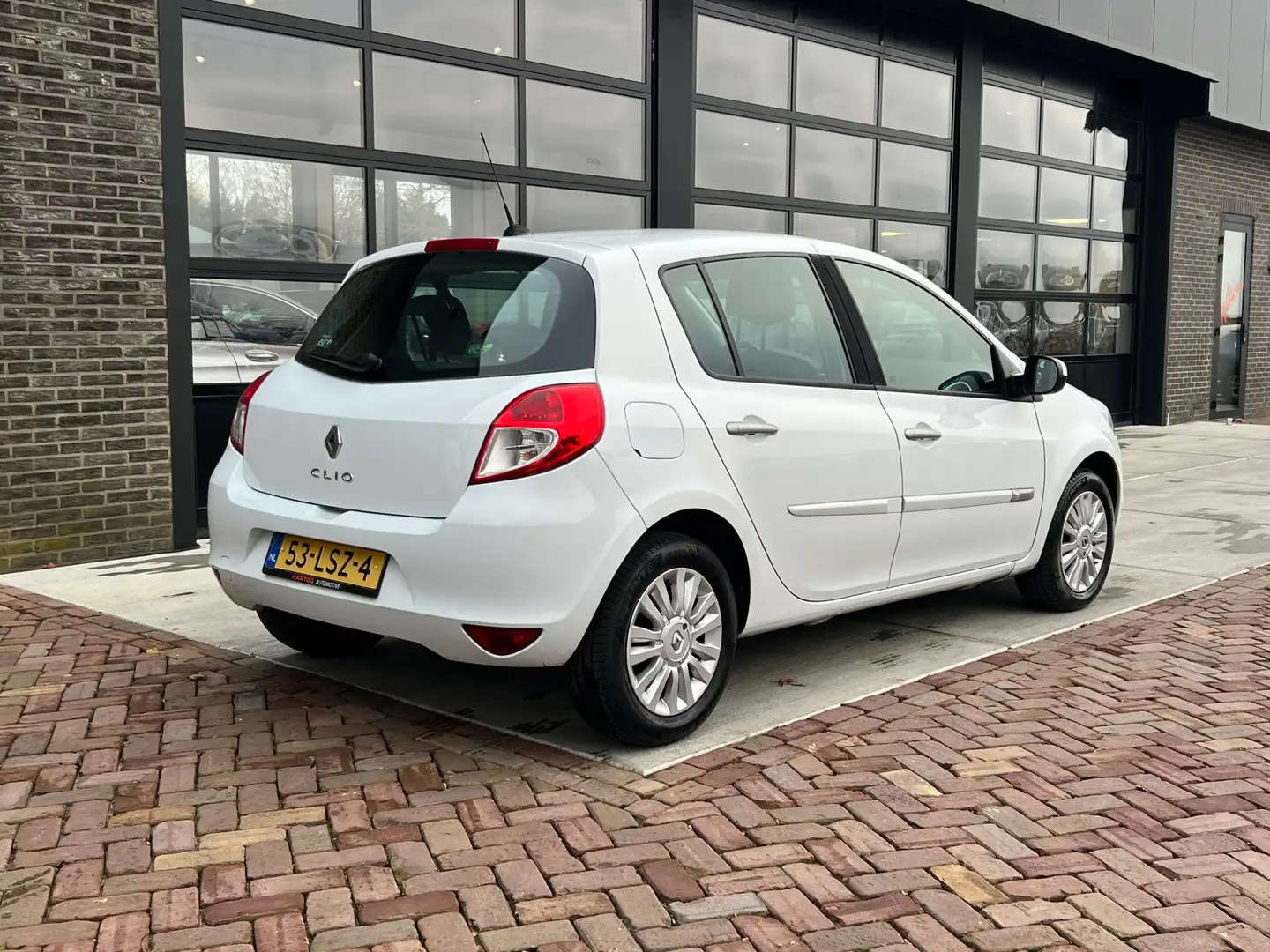 Renault Clio 1.2 Collection | Airco | Cruise | Navi | Blanc - 2