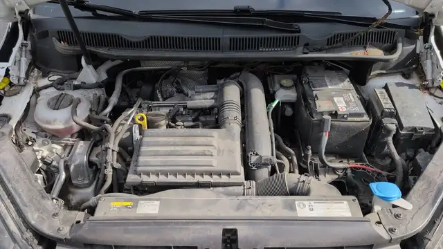 Volkswagen Touran view 15