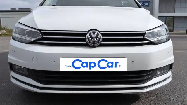 Volkswagen Touran view 20