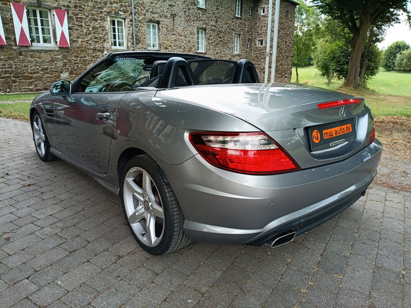 Mercedes-Benz SLK 200 Pano,AMG line,Sportpaket,MB Service!! — photo 12