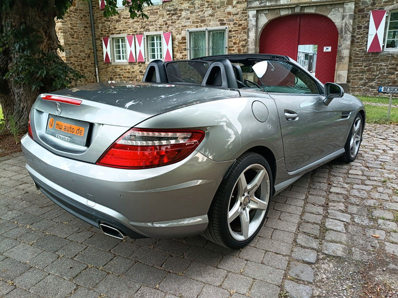 Mercedes-Benz SLK 200 Pano,AMG line,Sportpaket,MB Service!! — photo 14