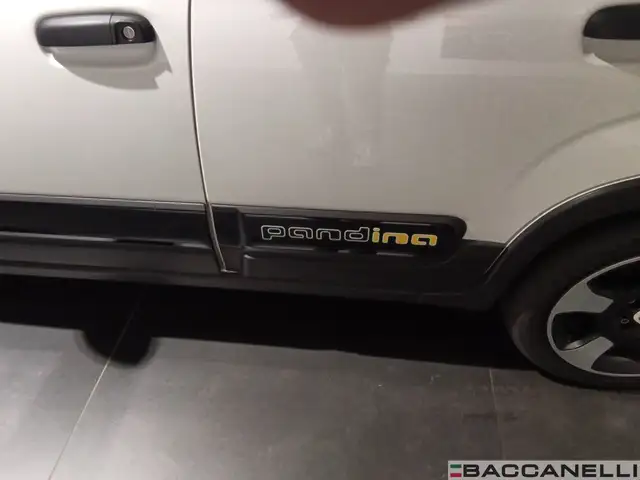 Fiat Panda view 12