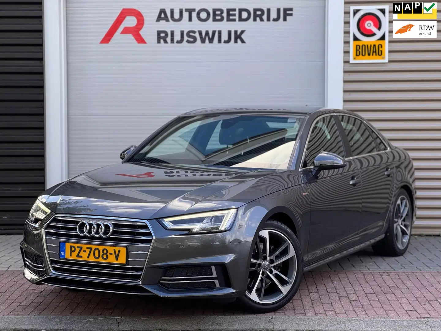 Audi A4 Limousine 1.4 TFSI Sport S line edition Navi/Xenon Grijs - 1