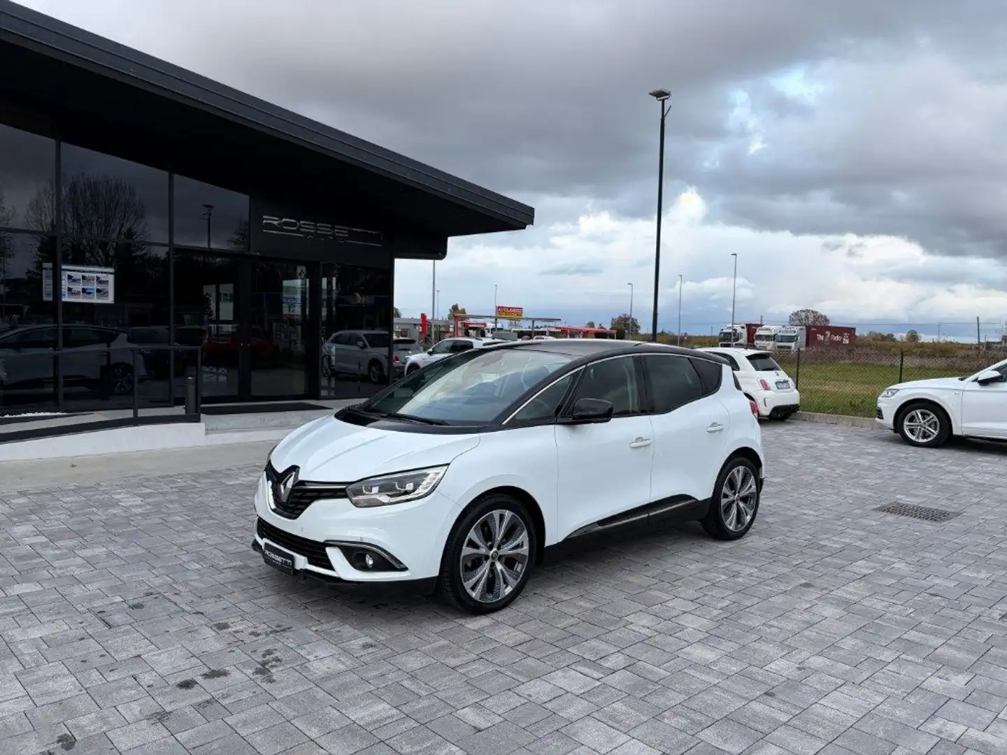 Renault Scenic Scénic dCi Initiale Paris Hybrid ANCHE NEOPATENTA Bianco - 2