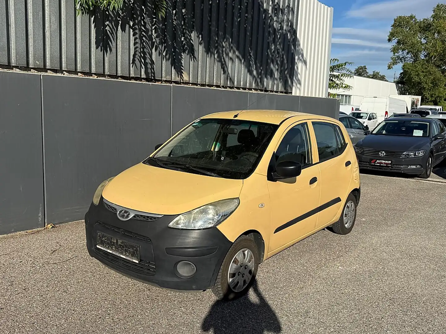 Hyundai i10 1,1 MPI Gelb - 1