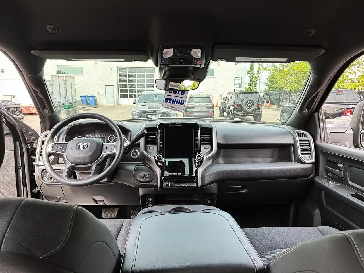 RAM 2500 снимка RAM 2500