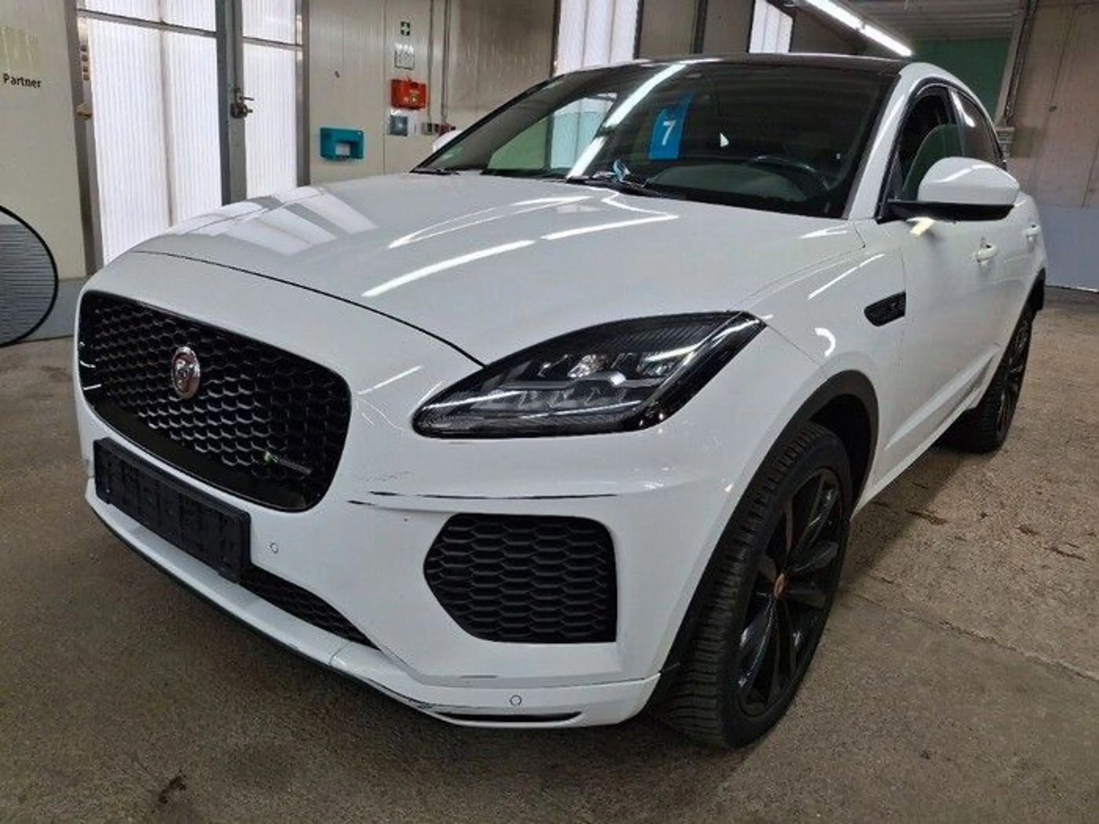 Jaguar E-Pace E-PACE R-Dynamic S AWD MERIDIAN SOUND/20