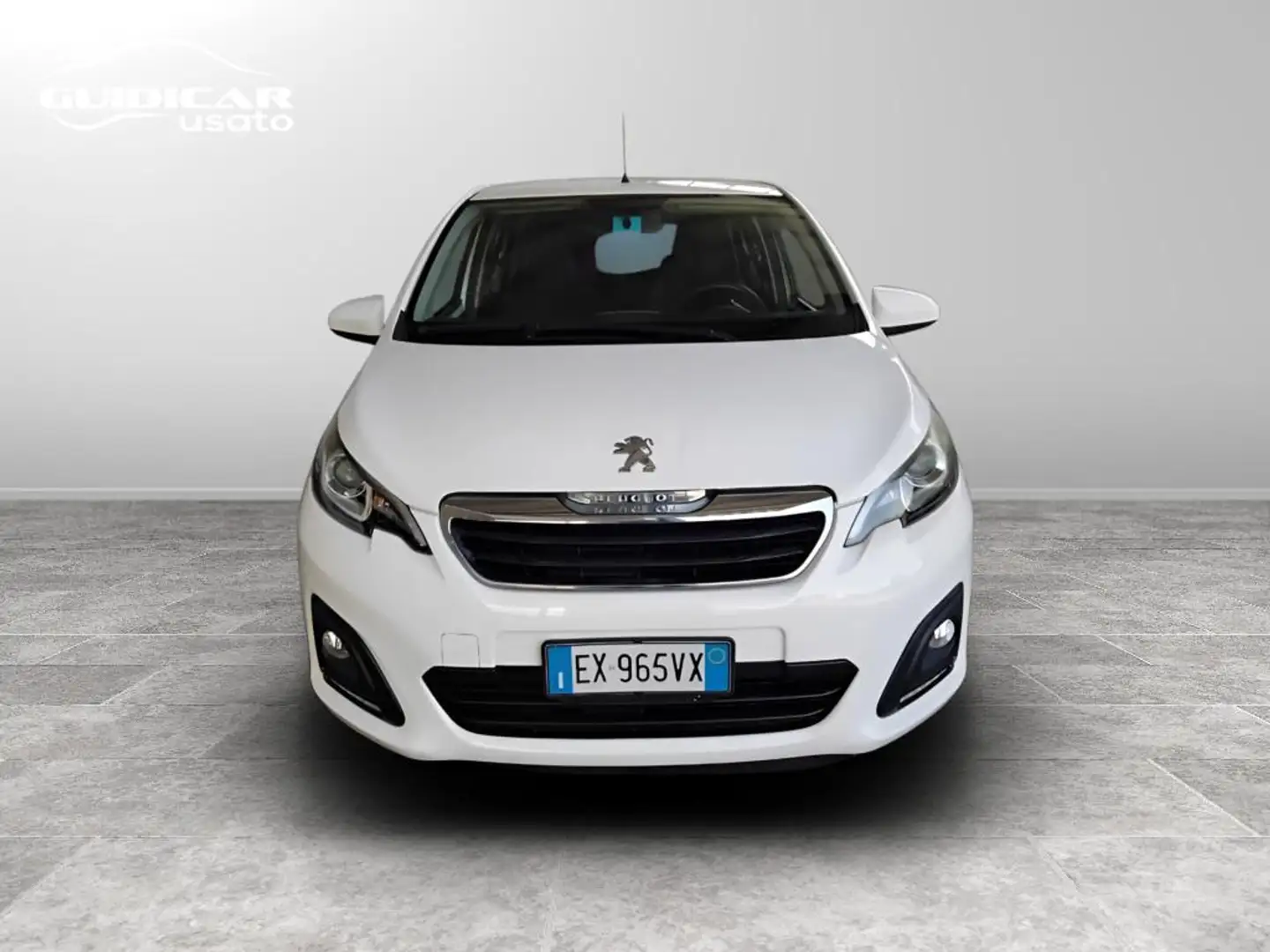 Peugeot 108 1.2 vti 12v Active 5p Bianco - 2
