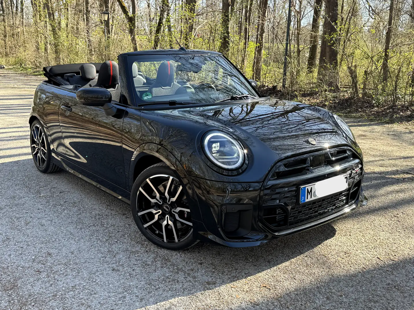MINI Cooper C Cabrio (F67) JCW Trim, Paket XL, von WA, frei ab 10/2025 Чорний - 1