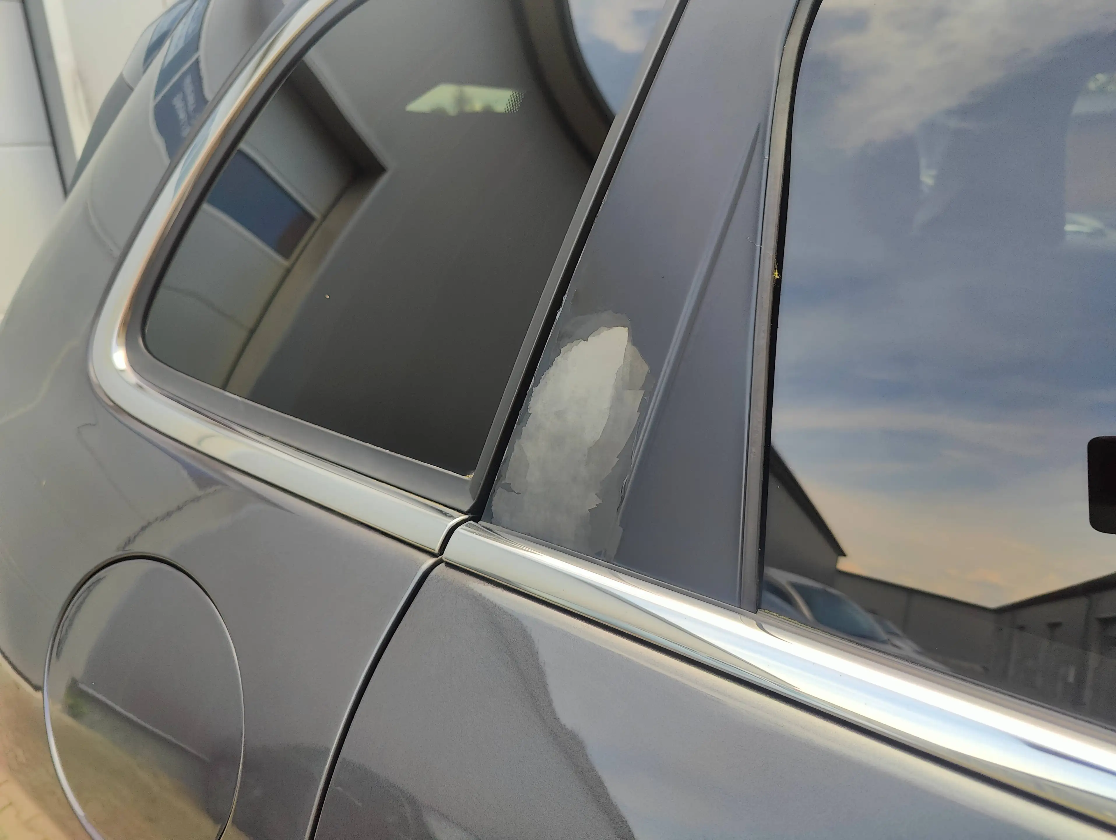 Jeep Cherokee Limited 4WD / LEDER / SITZHEIZUNG / BI-XENON — photo 22