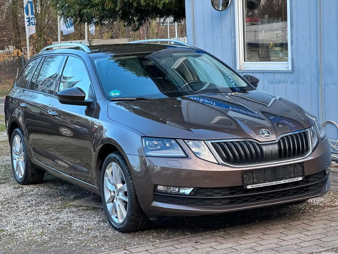 Skoda Octavia Combi Clever 2.0 TDI 4x4 DSG*ACC*AHK Brun - 1