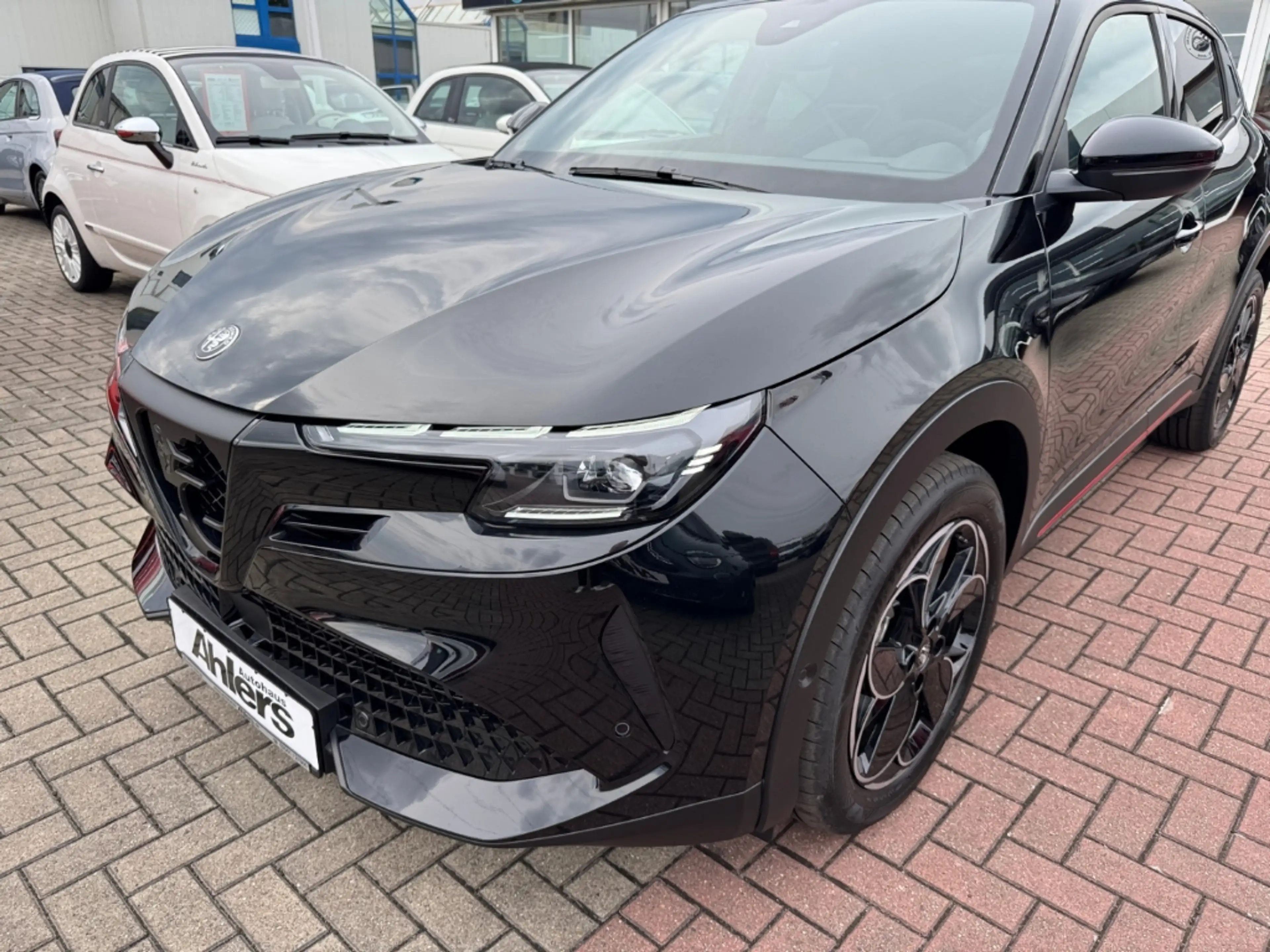 Alfa Romeo Junior Ibrida Q4+SABELT+SCHIEBEDACH+AUTOMATIK+ — photo 11