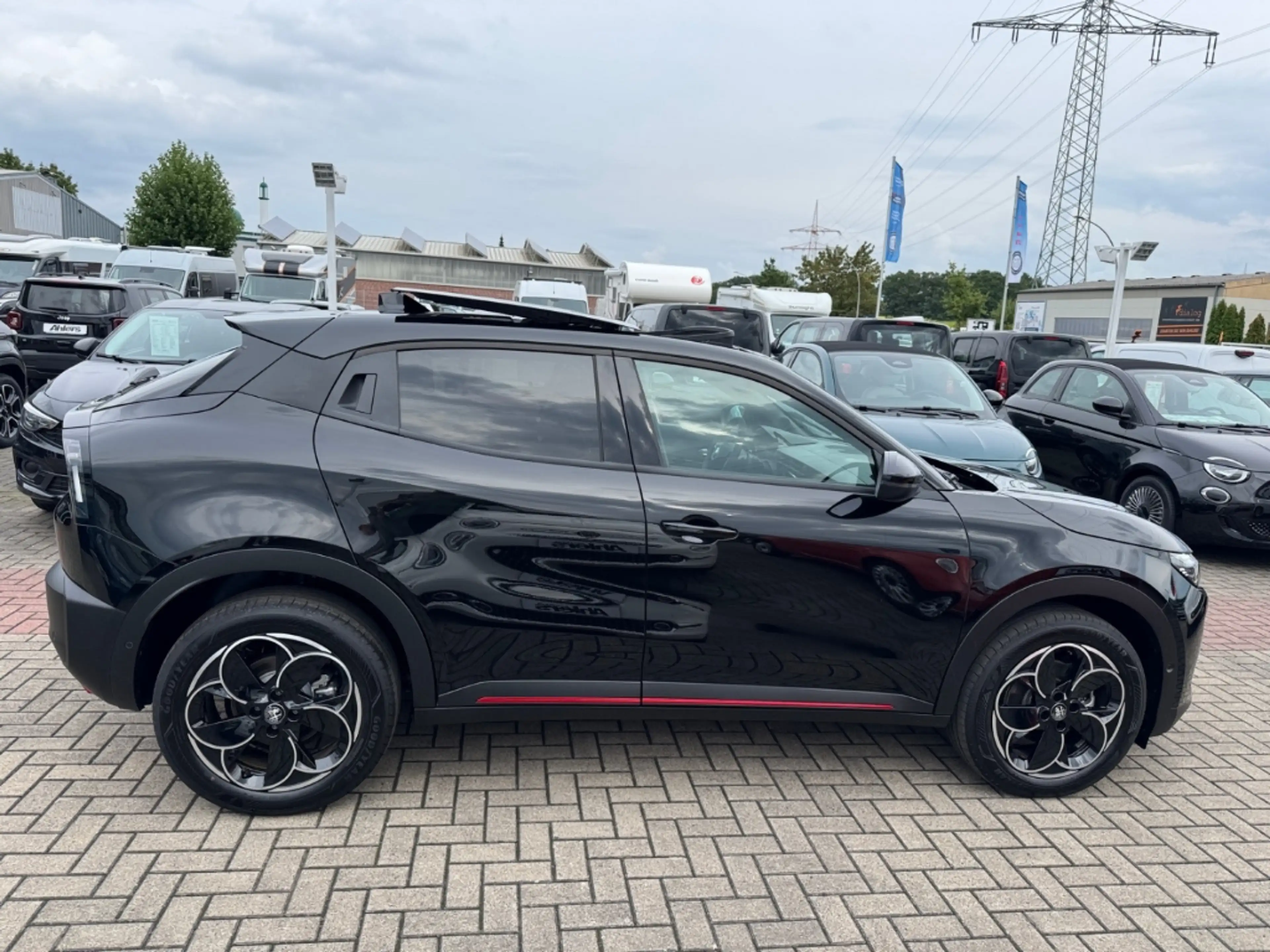 Alfa Romeo Junior Ibrida Q4+SABELT+SCHIEBEDACH+AUTOMATIK+ — photo 9