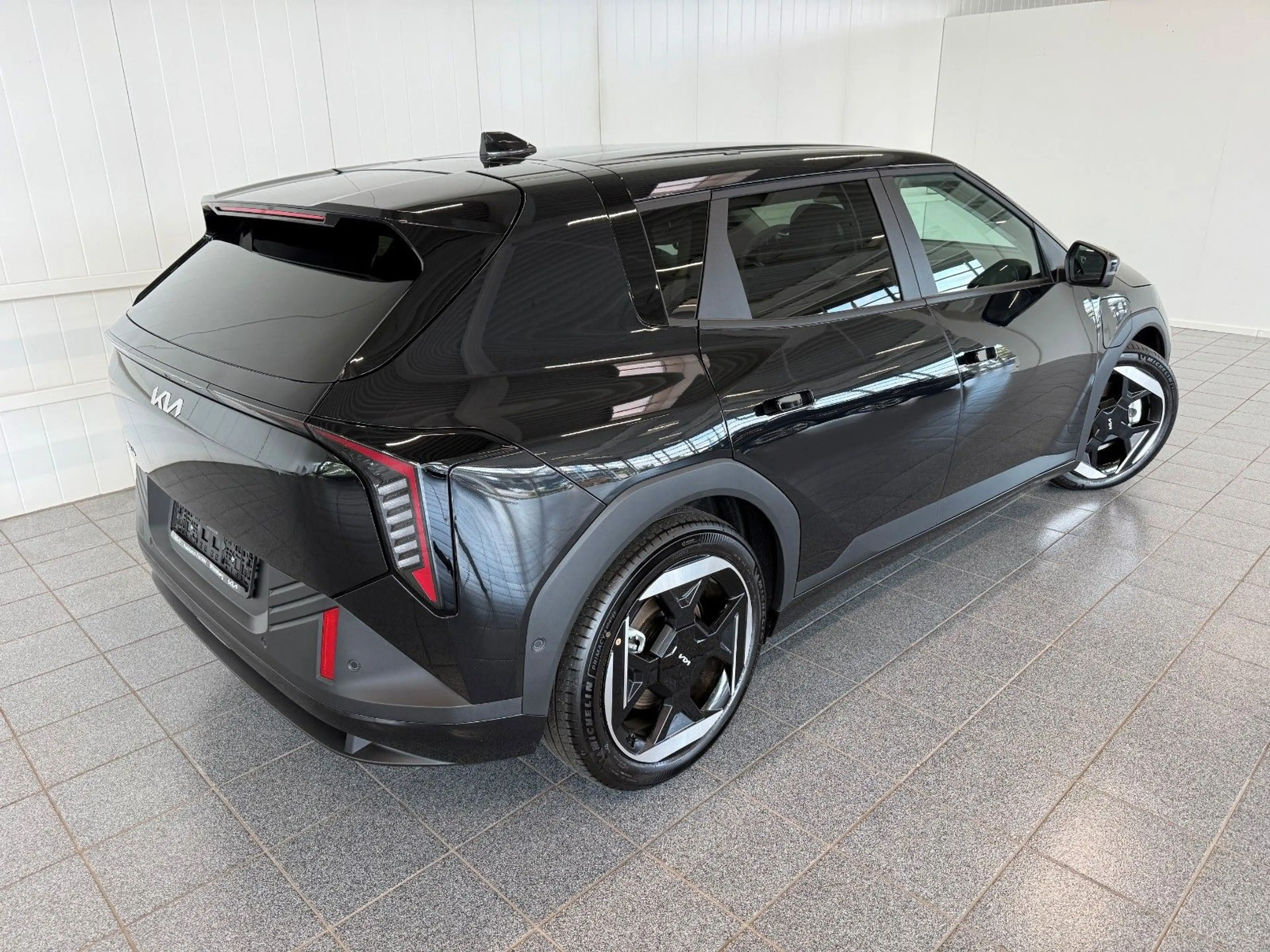 Kia EV4 81,4 kWh 150 kW Earth (P3,P4, P5, P6, P7) — photo 2
