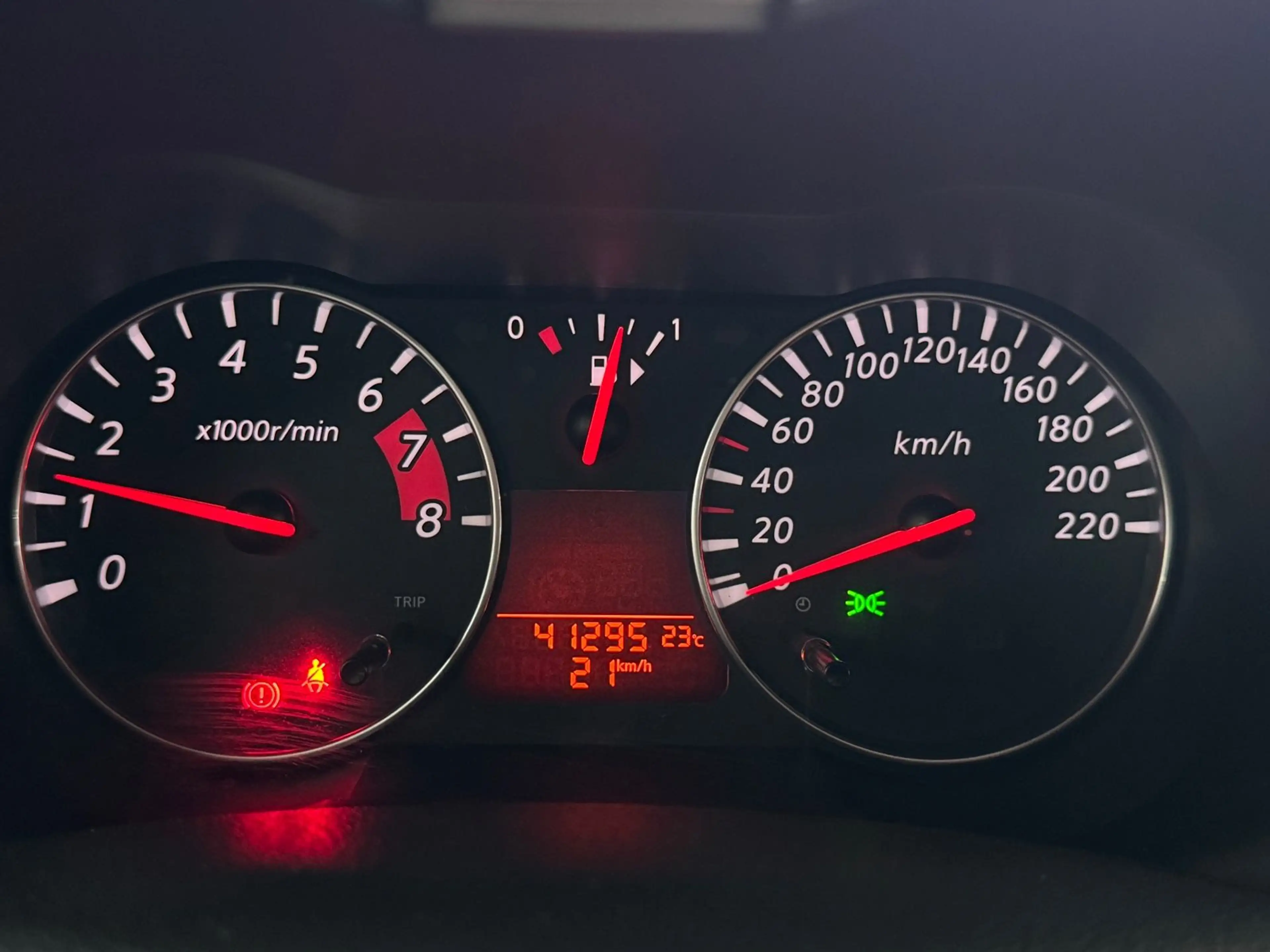 Nissan Note 1.6 Aut. PDC/NAVI/UNFALLFREI/1.HAND/TOP! — photo 12