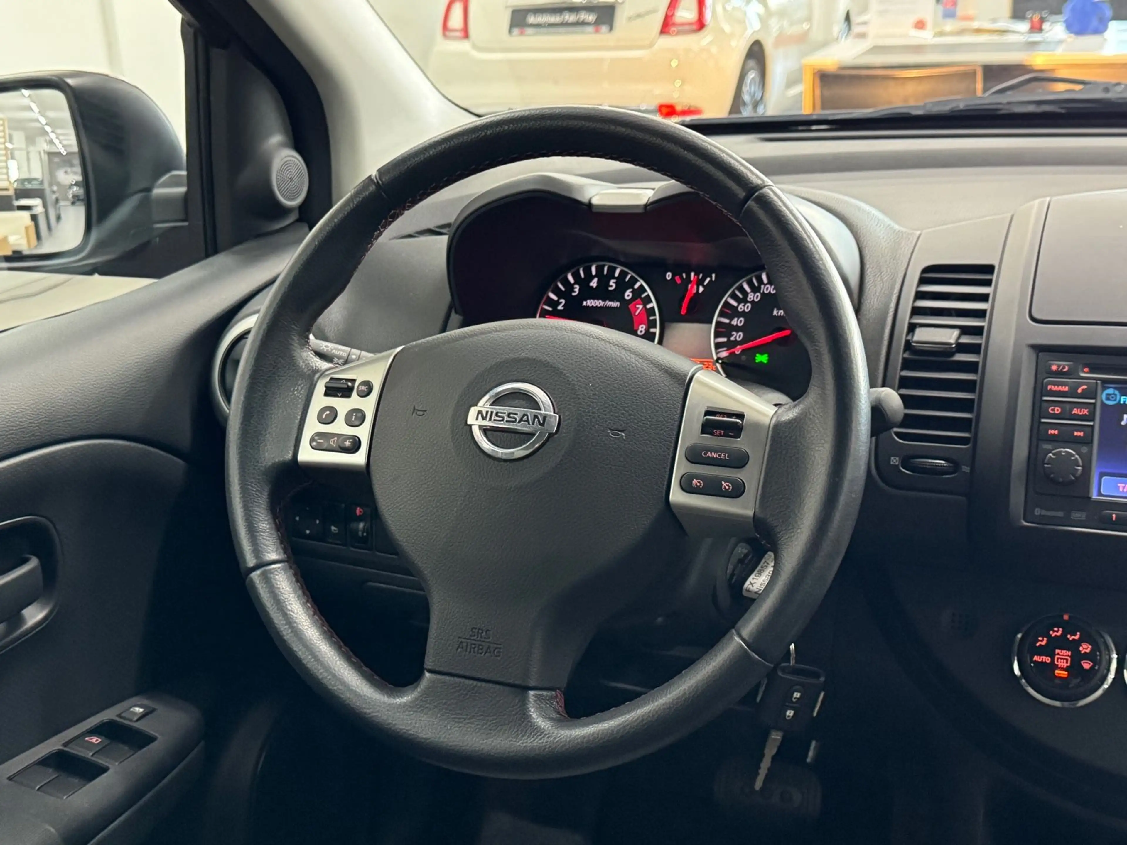 Nissan Note 1.6 Aut. PDC/NAVI/UNFALLFREI/1.HAND/TOP! — photo 11