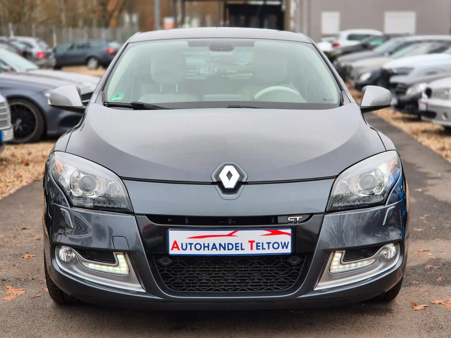 Renault Megane III Lim. GT *1.Hand *Xenon *Navi *Kamera Grau - 2