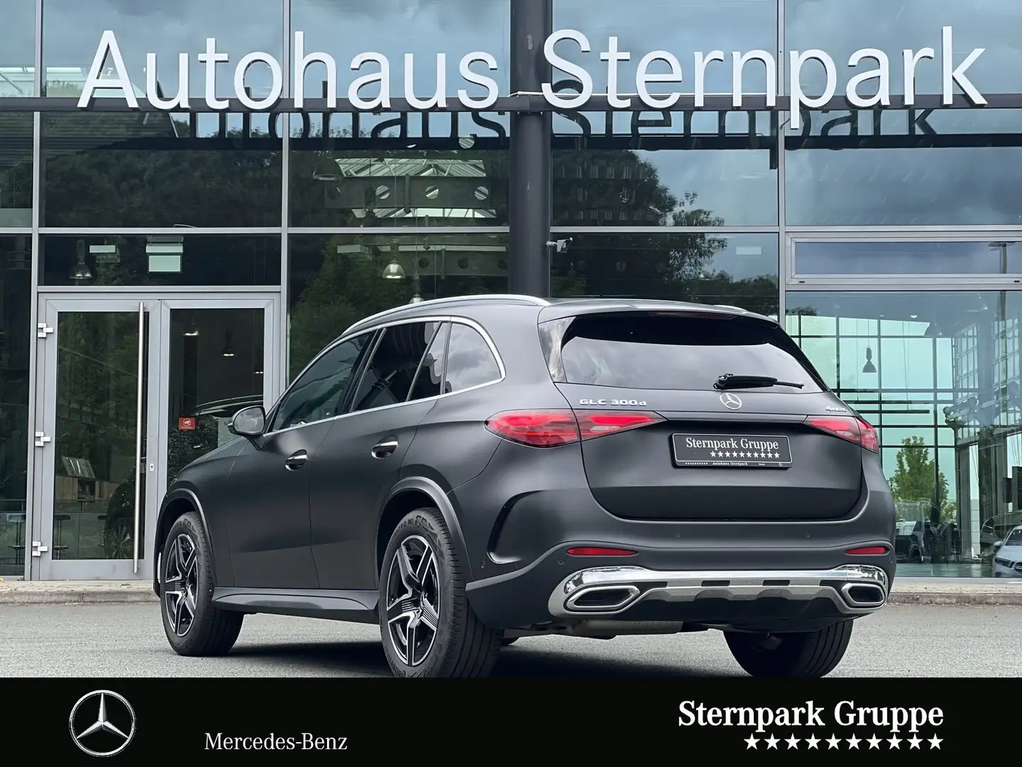 Mercedes-Benz GLC 300 GLC 300d 4M AMG Magno/360/AIR/Pano/Burm/HUD/Memo Gris - 2
