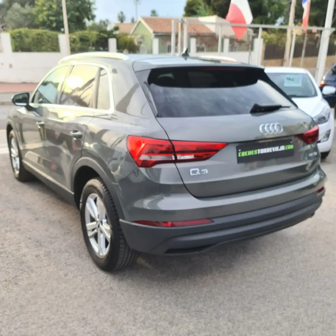 Audi Q3 2.0TDI Attraction quattro S tronic 110kW Grau - 2